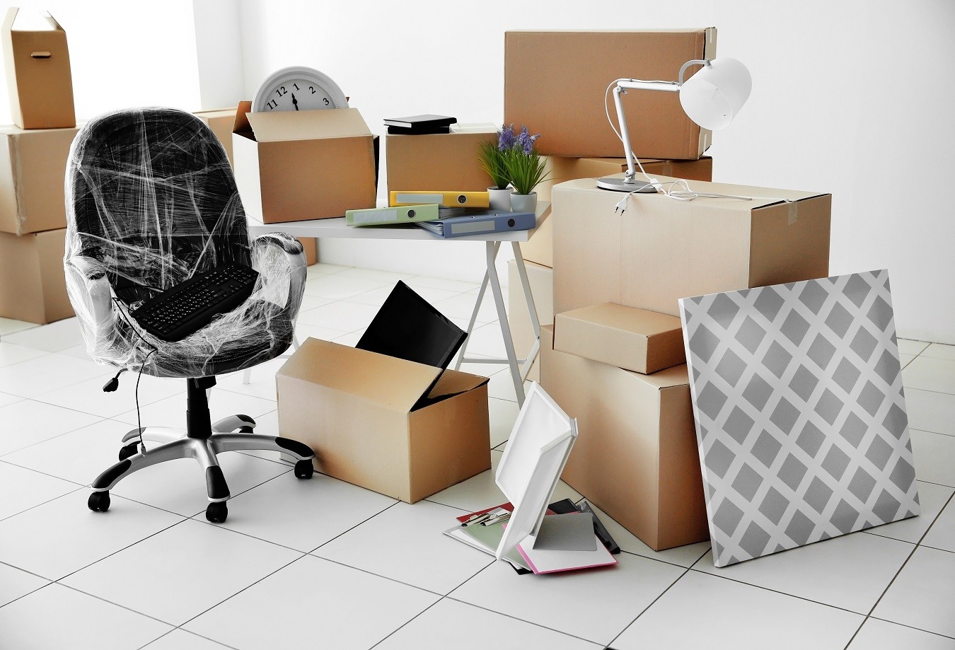 No time to move? We are your movers and packers Sydney! We Unpack, Declutter & reorganise your Home